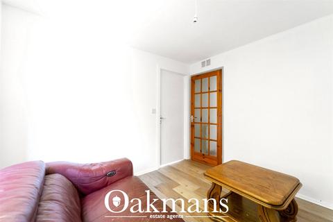 3 bedroom property to rent, Roman Way, West Midlands B15