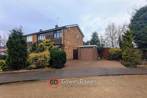 undefined, Barry Close, Orsett Heath