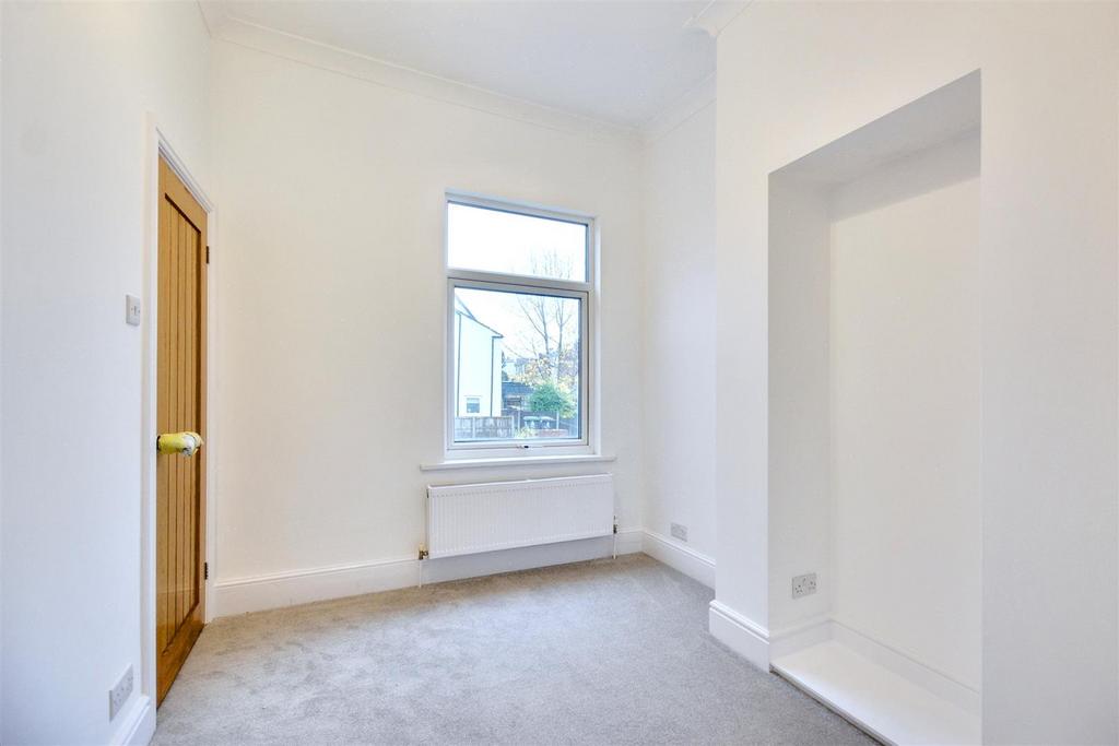 Bedroom 2 2.jpeg
