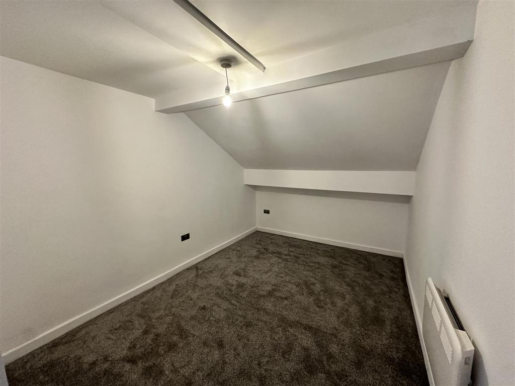 Study / Bedroom 3