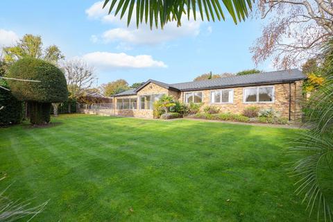 4 bedroom detached house for sale, Fitzgeorge Avenue, New Malden