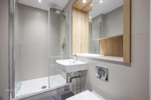 undefined, Pinnacle House, Kings Langley