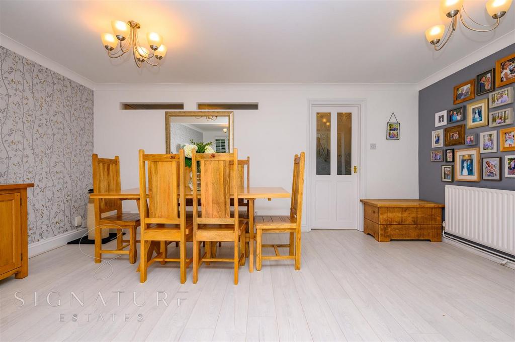 Lounge/Diner