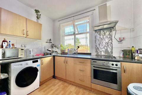 undefined, Alexandra Road, Hounslow TW3