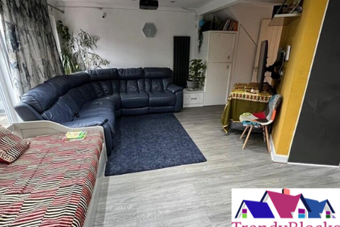 Claridge Road, Dagenham RM8