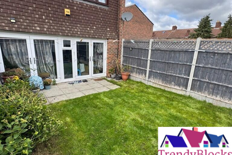 undefined, Claridge Road, Dagenham RM8