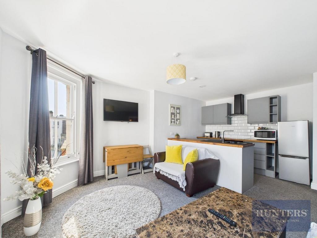 Living Room/Kitchen