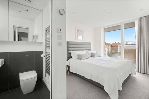 2 bedroom flat for sale, Daley Street, London, E9