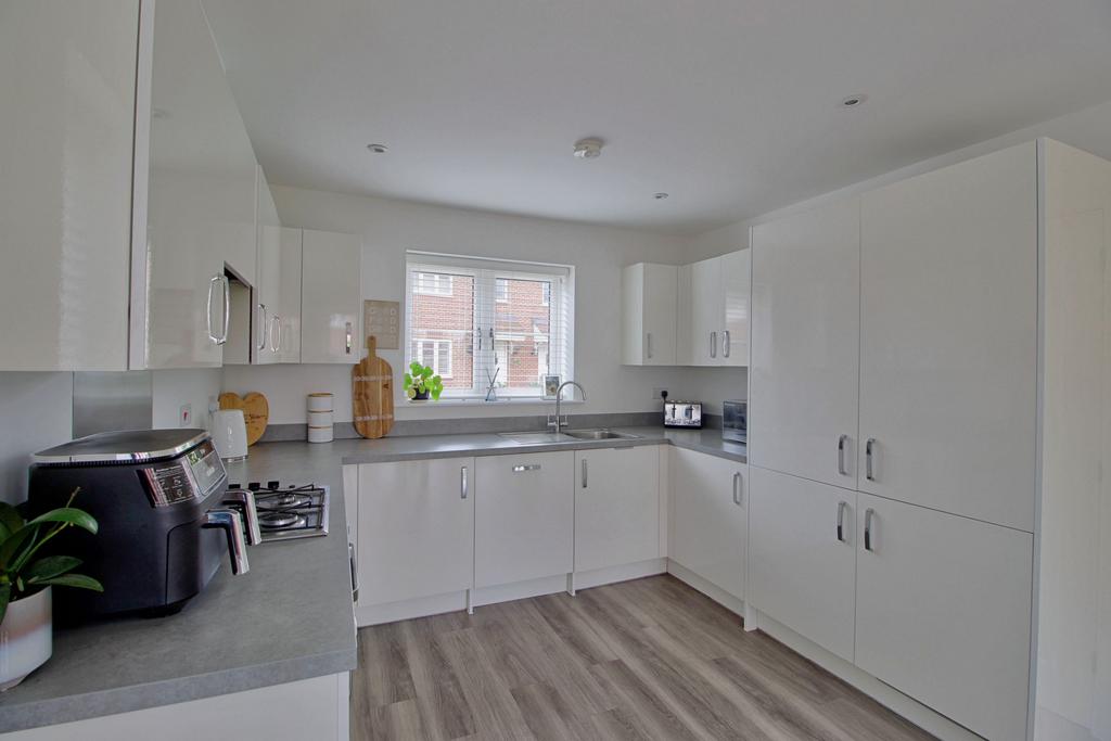 With Zanussi &amp; Indesit integrated appliances