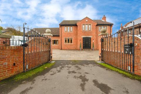 5 bedroom detached house for sale, Doncaster DN6
