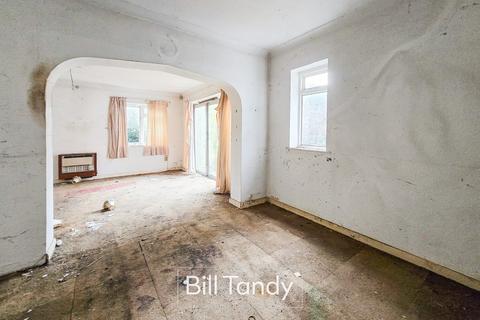 4 bedroom detached house for sale, Gaiafields Road, Lichfield, WS13