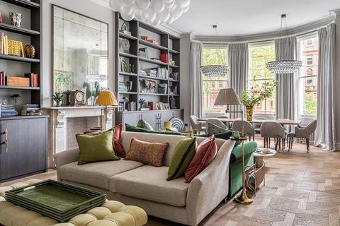 2 bedroom flat to rent, Wetherby Gardens, South Kensington, London, SW5