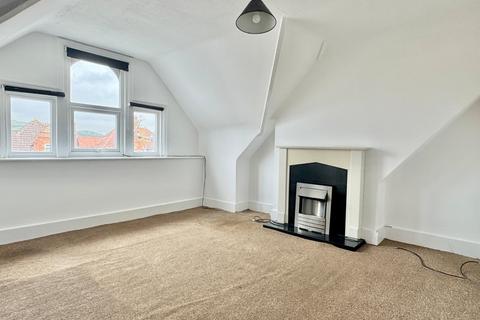 1 bedroom apartment to rent, Cheriton Road, Kent CT19