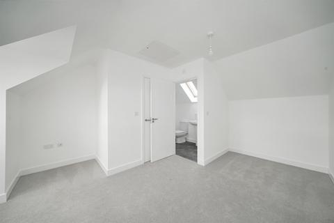 undefined, Exeter EX2