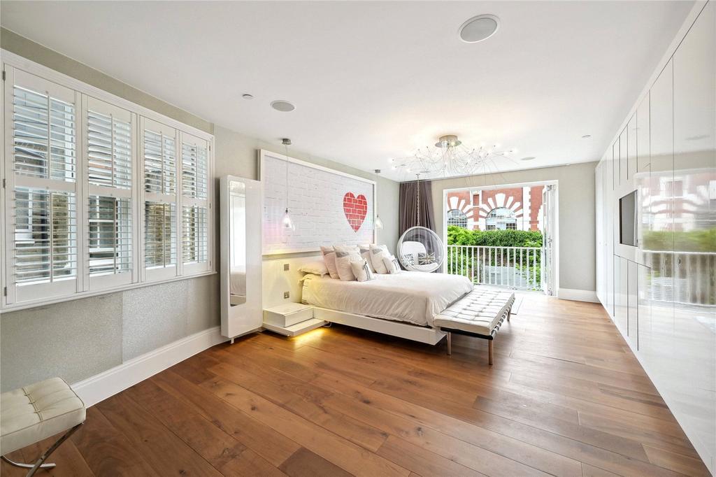 Principal Bedroom