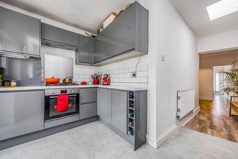 2 bedroom terraced house for sale, Exmouth Road, Hampshire PO5