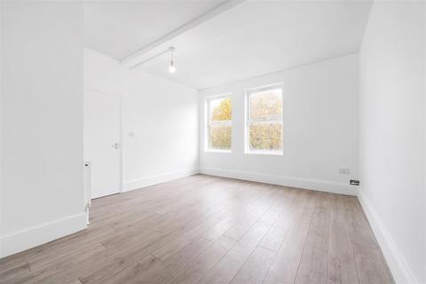 undefined, Thurlow Park Road, London, SE21
