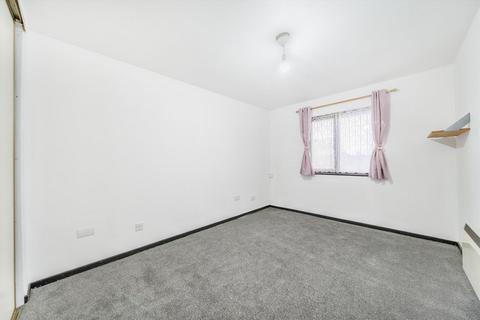 undefined, Tanglewood Way, Feltham TW13