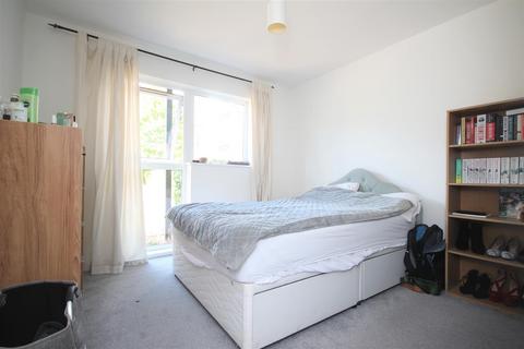 undefined, PARK VIEW ROAD, LEATHERHEAD, KT22