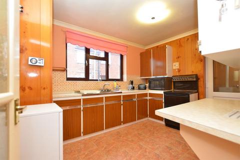 3 bedroom detached bungalow for sale, St. Johns Road, King's Lynn PE34