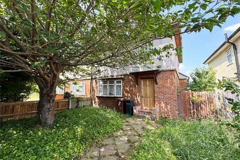 undefined, Snelling Avenue, Northfleet, Gravesend, Kent, DA11