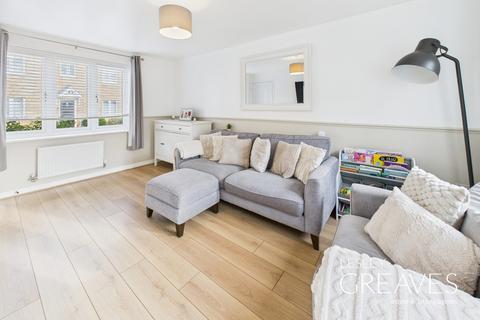 3 bedroom semi-detached house for sale, Horwood Drive, Gedling, Nottinghamshire