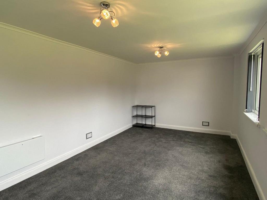 Lounge 1.jpg