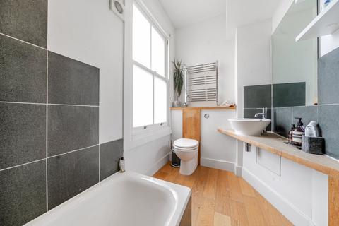 undefined, Brading Road, London, SW2