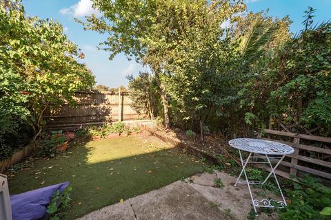 2 bedroom flat for sale, Parkhouse Street, Camberwell, London, SE5
