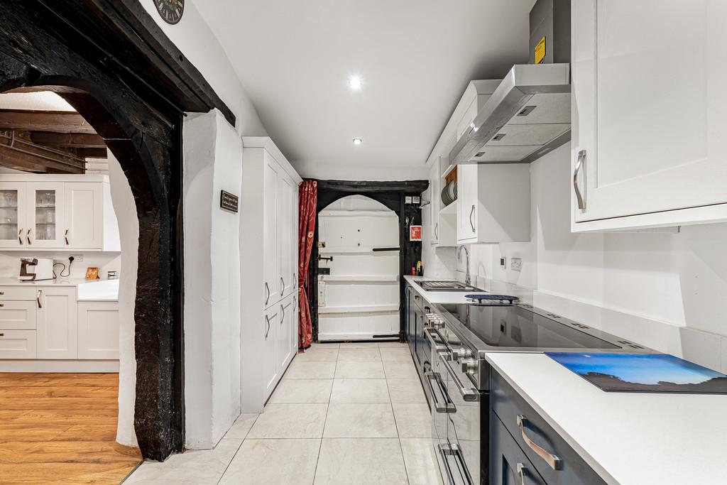 Kitchen (2)