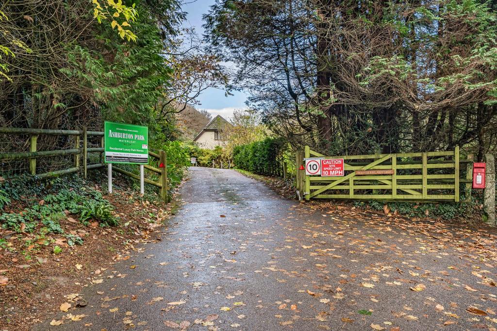 Waterleat Walk