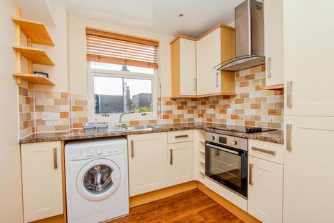 2 bedroom maisonette to rent, High Street, Wellingborough NN9