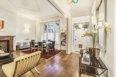 2 bedroom apartment to rent, Queen's Gate, Kensington SW7