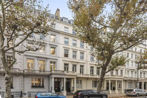 2 bedroom apartment to rent, Queen's Gate, Kensington SW7