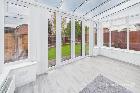 2 bedroom detached bungalow for sale, Larcot Garden Close, Mountsorrel