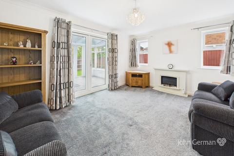 2 bedroom detached bungalow for sale, Larcot Garden Close, Mountsorrel