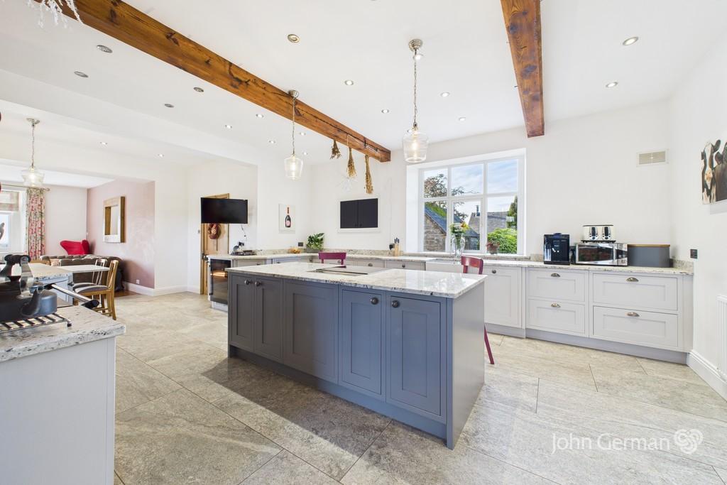 House in Stanton - View 3