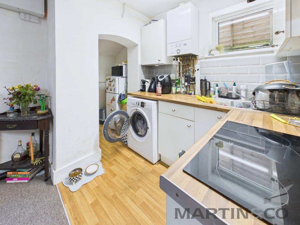 Flat 4 - Kitchen