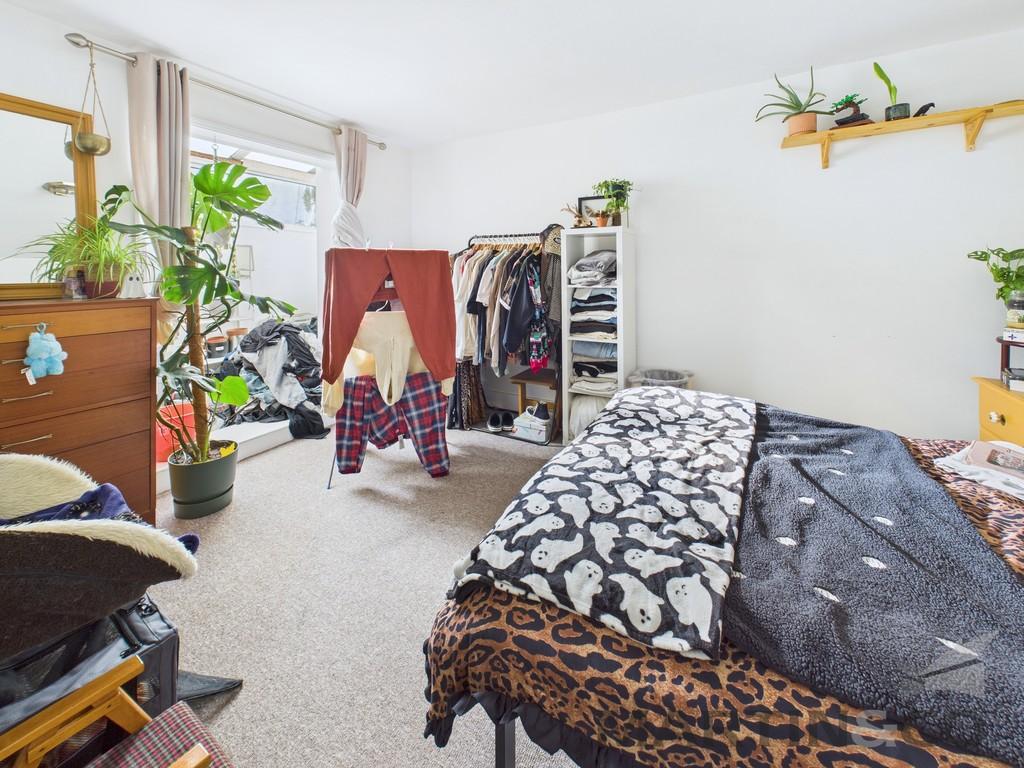 Flat 4 - Bedroom One