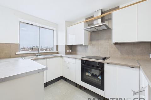 2 bedroom flat to rent, Everell Court, Clarendon Road, Southsea