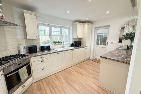 undefined, Heol Glynderwen, Neath SA10