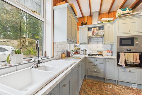 undefined, Highfield Drive, Winshill