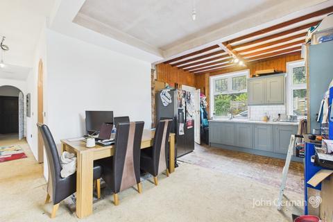 undefined, Highfield Drive, Winshill