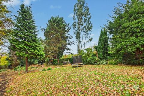 undefined, Highfield Drive, Winshill