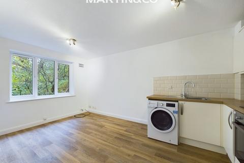 undefined, Linden Place, Staines TW18