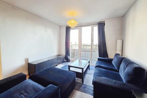2 bedroom flat to rent, Elmwood Lane, Leeds