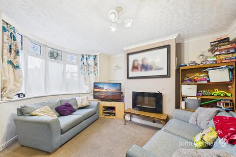 4 bedroom semi-detached house for sale, Holmcroft Road, Stafford