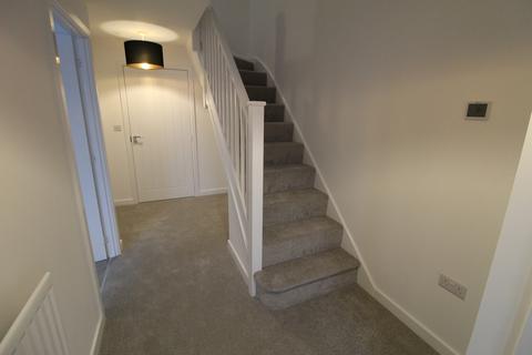 3 bedroom detached house to rent, Rose Hill Rise, Doncaster DN4