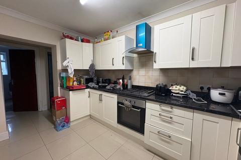 6 bedroom semi-detached house to rent, Avenue Road, Southampton