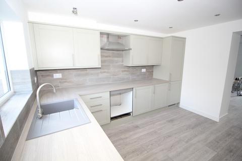 undefined, Hall Street, Featherstone
